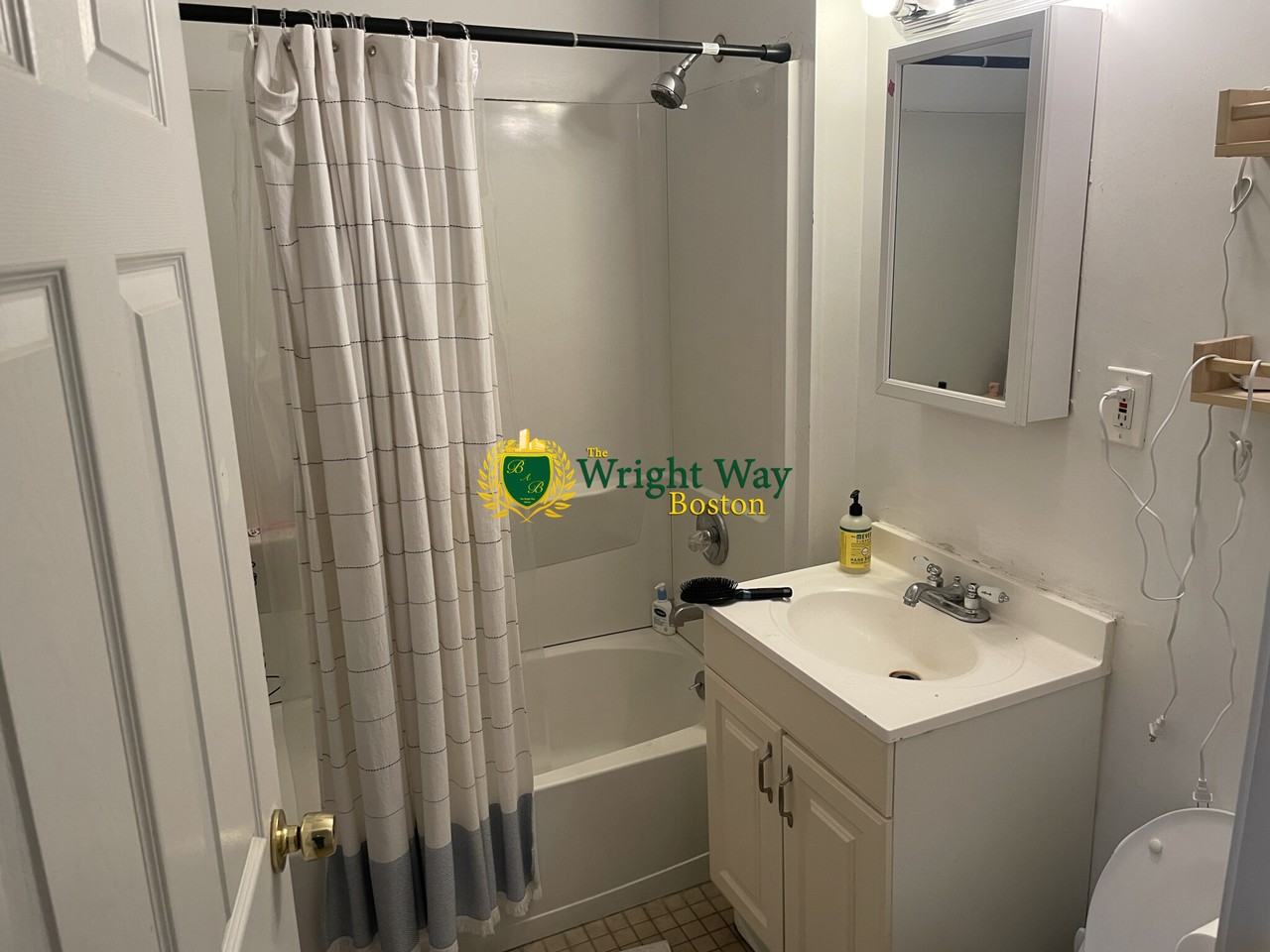 330 Saint Paul St #6DW - Photo 4 of 14