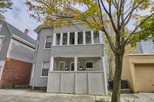 featured image of 41 Salem St #2L