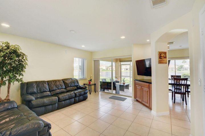 3143 Osprey Lane - Photo 4 of 7