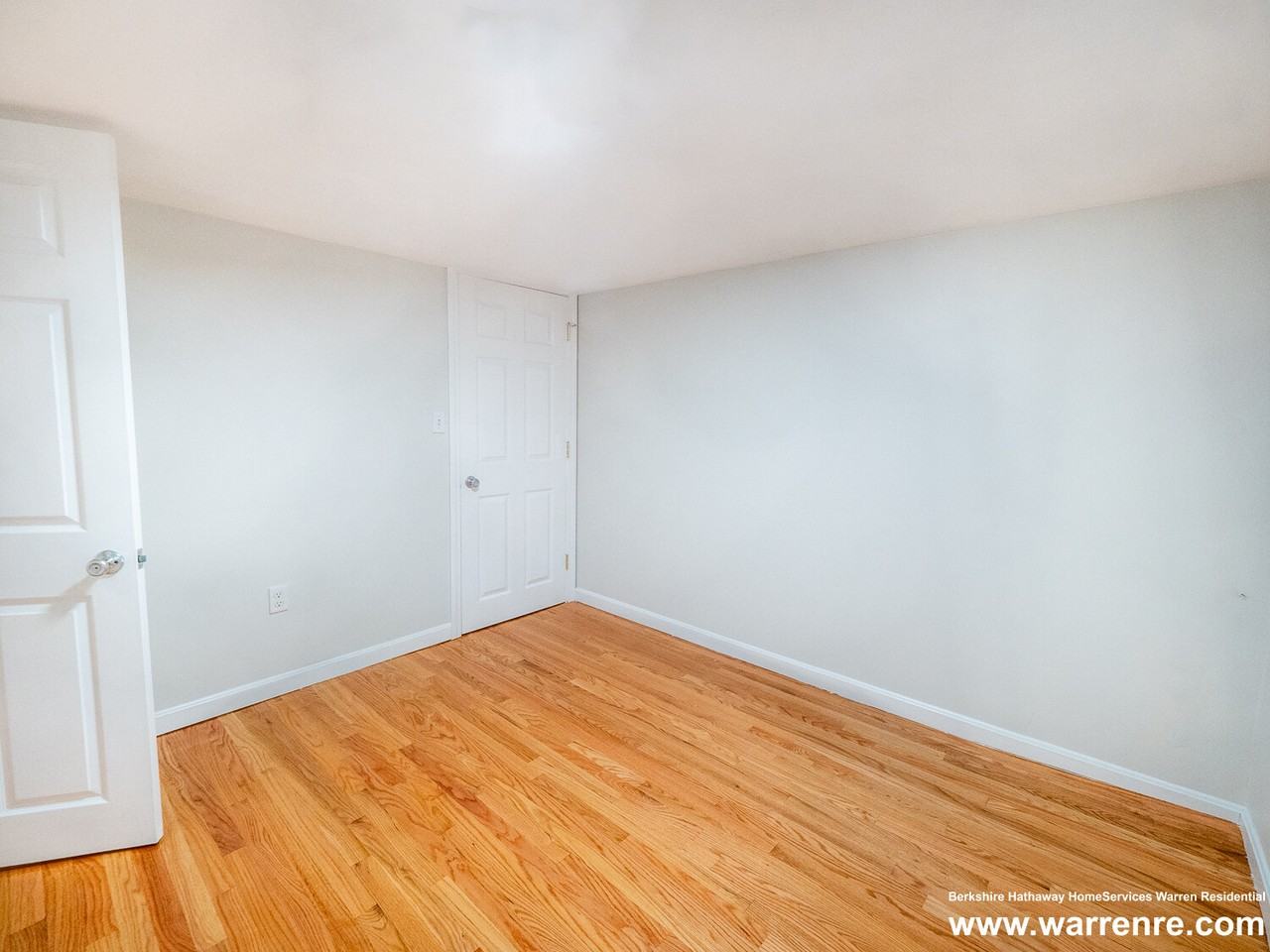 12 Adella Pl - Photo 5 of 38