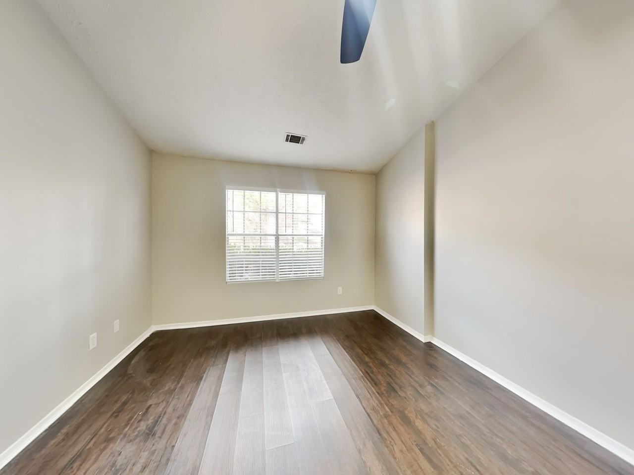 410 Rill Crest Ct - Photo 7 of 18