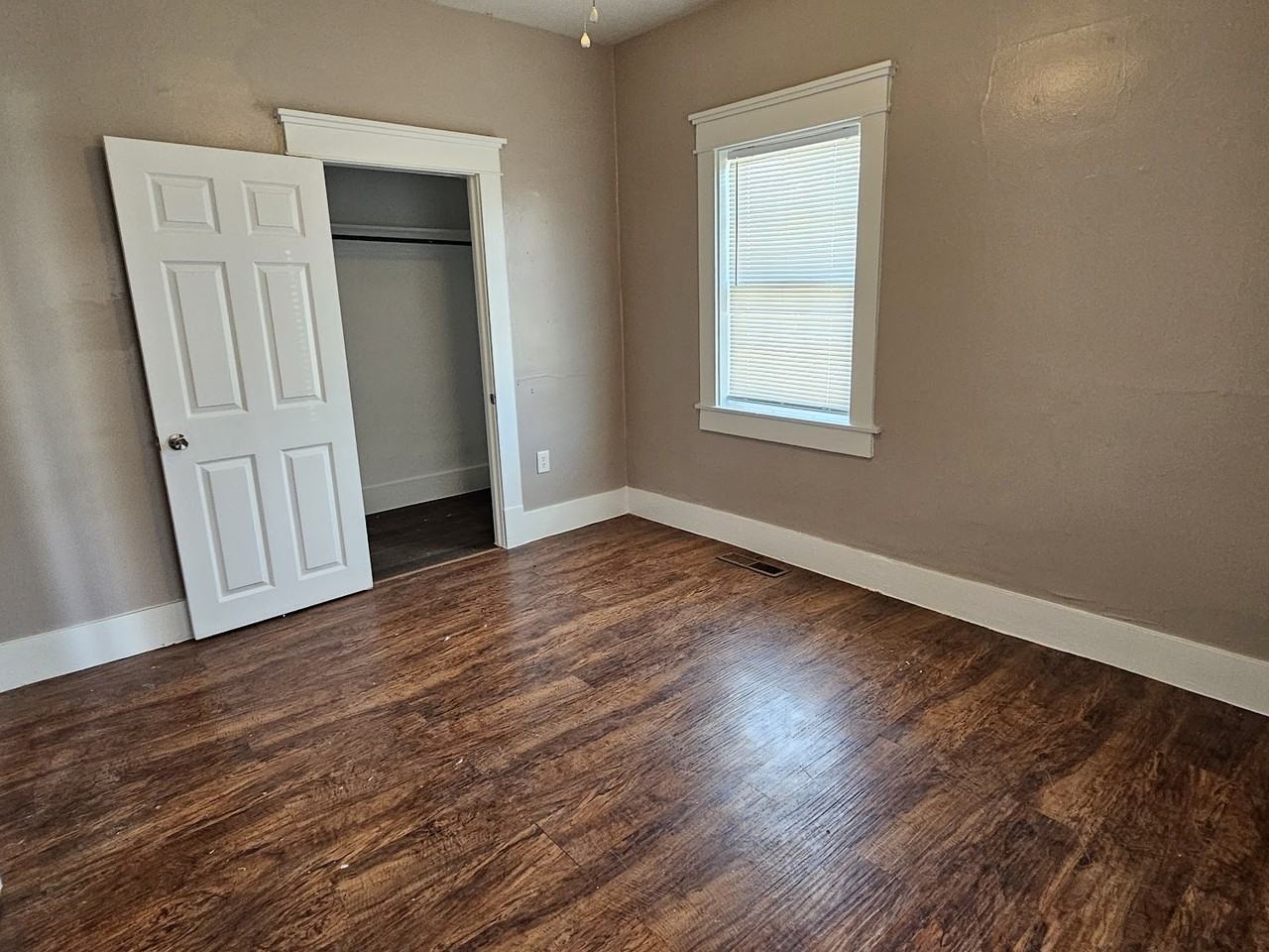 264 Northwest 83rd Street - Photo 7 of 17