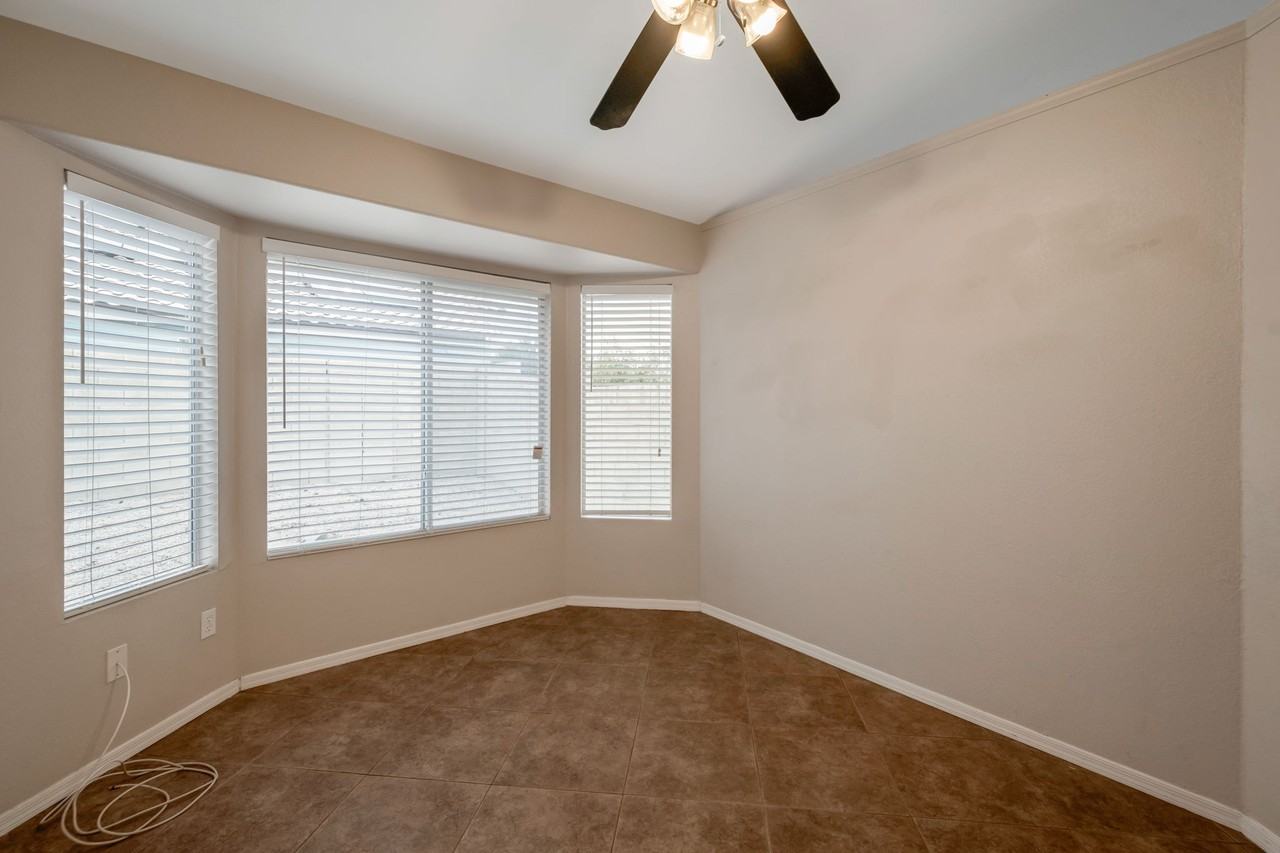 7744 E Dallas St - Photo 4 of 15