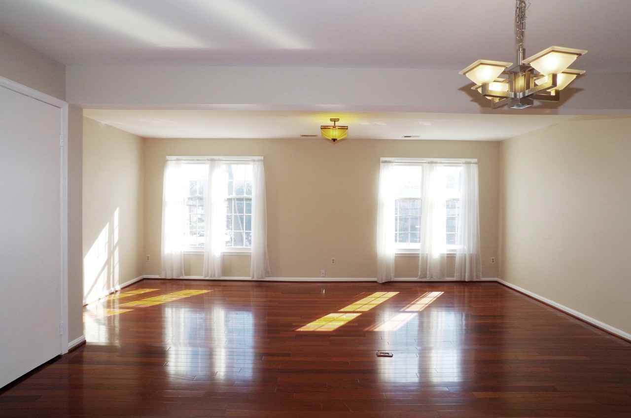 4492 Ruggles Court - Photo 2 of 17