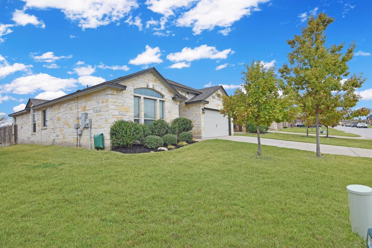 1238 Juneberry Park Dr - Photo 3 of 24