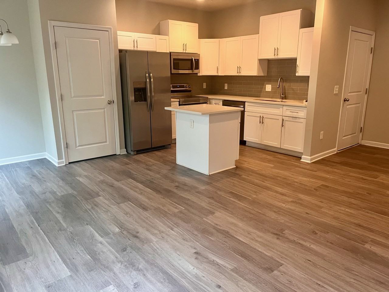 8319 Triple Crown Dr - Photo 7 of 24