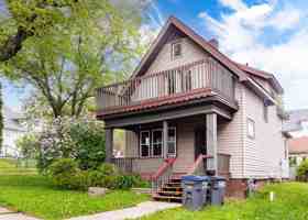 featured image of 930 North 12th Avenue East