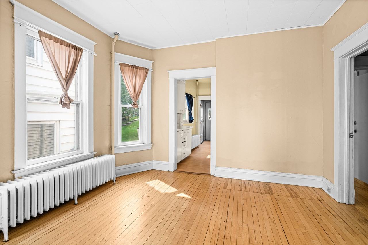 1111 East 2nd Street - Photo 5 of 14