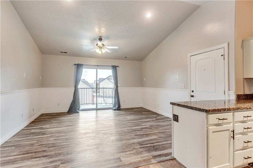 952 Ws #301 - Photo 4 of 18