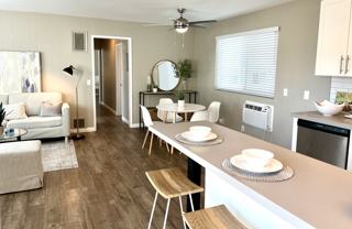 120 S Roosevelt Ave - Photo 1 of 1