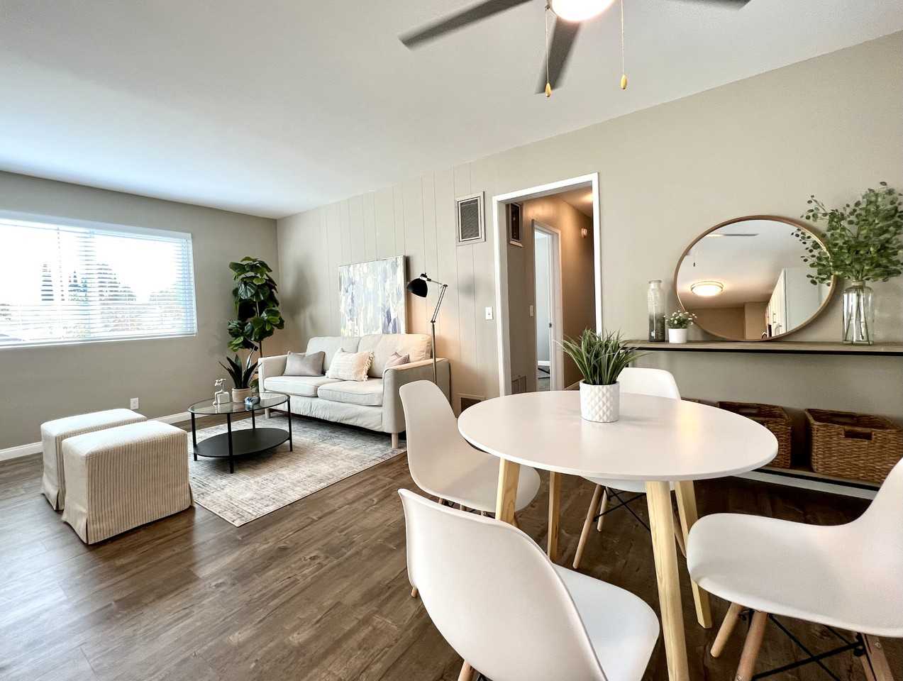 120 S Roosevelt Ave - Photo 6 of 48