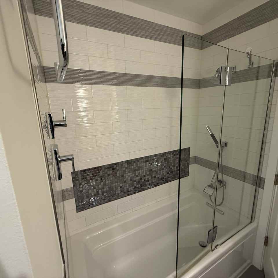 1420 West Fulton Street #2 - Photo 7 of 15