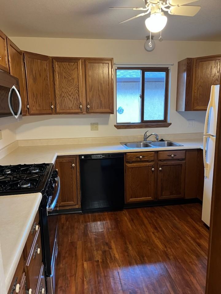 1125 Barr Avenue - Photo 5 of 13