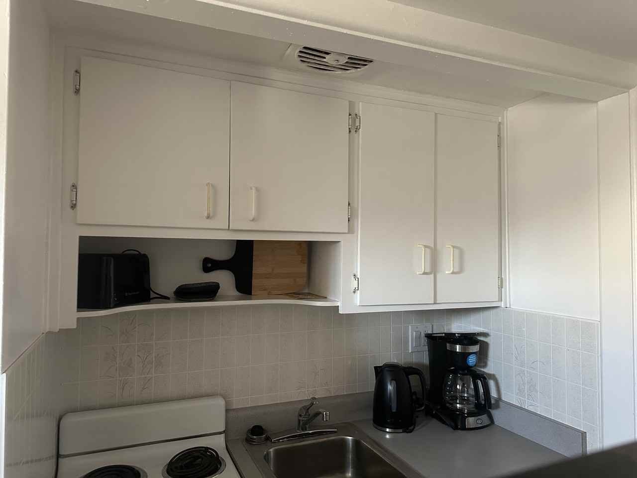 750 Burlington Avenue North - Photo 4 of 18