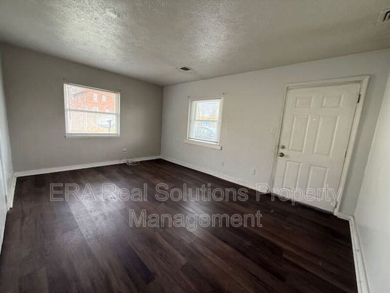1614 Republic Ave #C - Photo 2 of 7