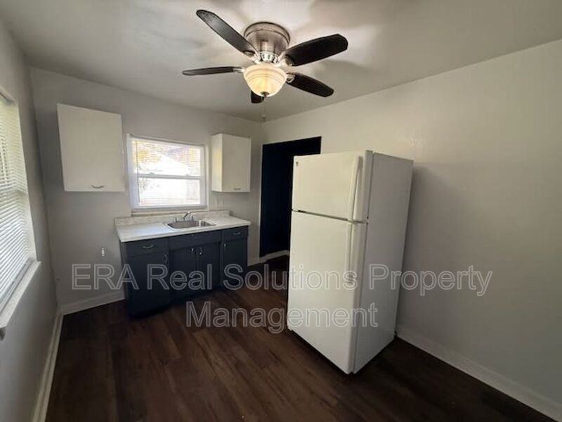 1614 Republic Ave #C - Photo 4 of 7