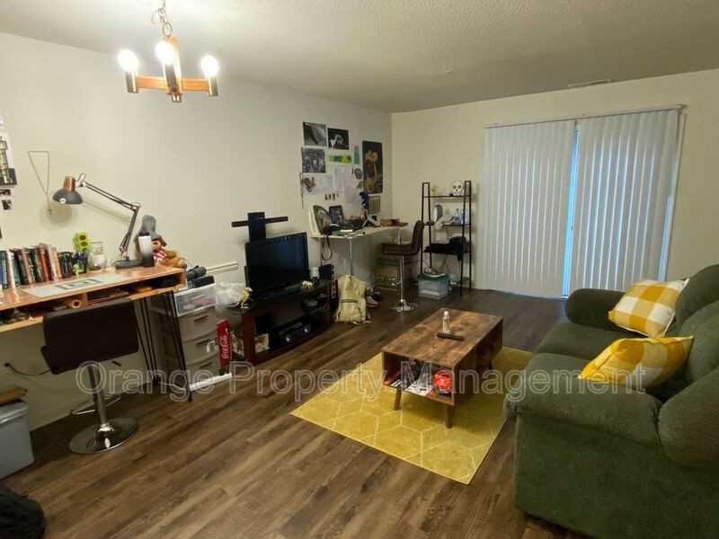 1108 Tiger Blvd #142 - Photo 6 of 13