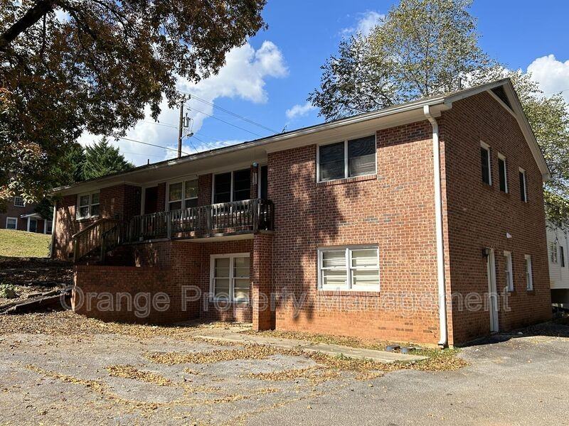 816 College Avenue #2 - Photo 3 of 15