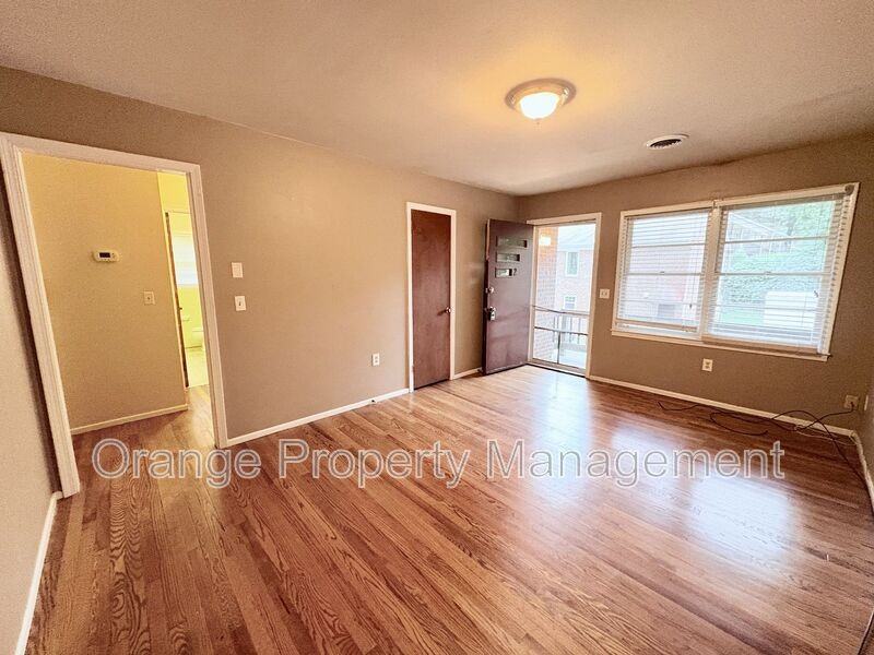 816 College Avenue #2 - Photo 4 of 15