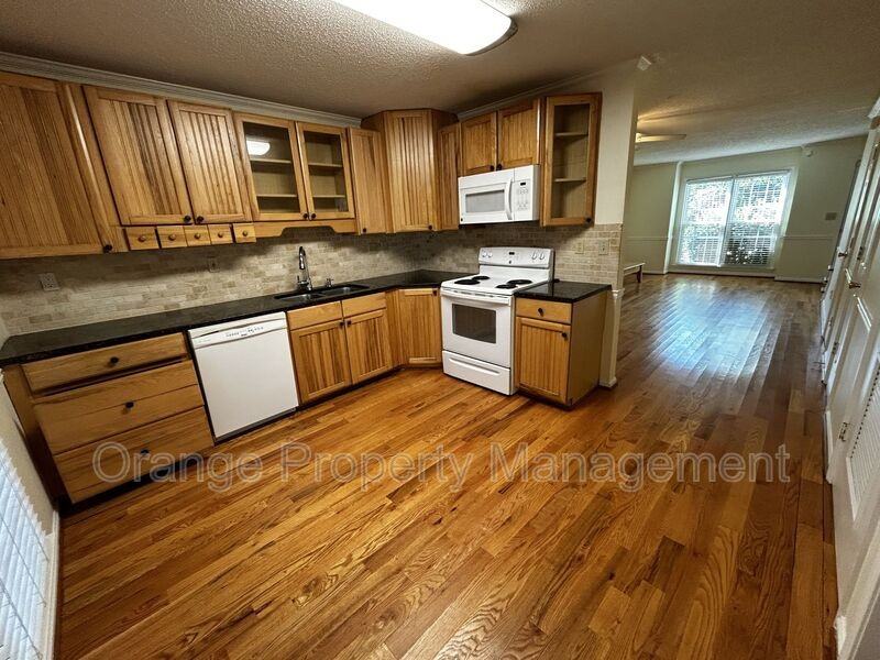 106 Sunset Avenue #9 - Photo 4 of 16