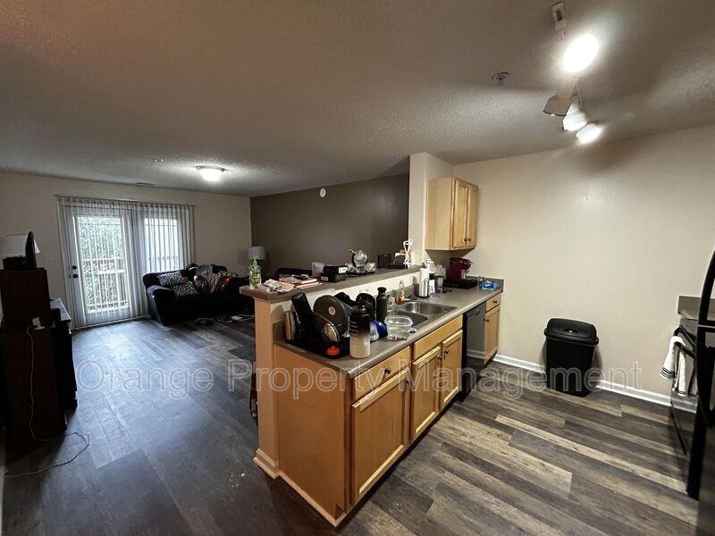 1121 Harts Ridge Drive - Photo 3 of 17