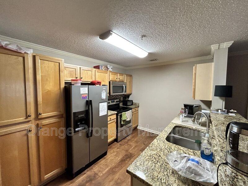 1601 Harts Ridge Drive - Photo 4 of 12