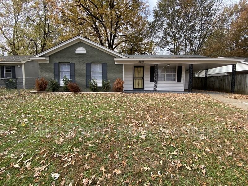 3225 Harvester Lane East