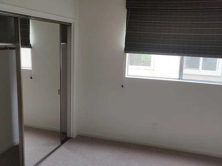 776 Manhattan Beach Blvd #B - Photo 5 of 6