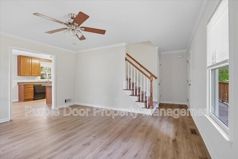 4201 Autumn Lake Dr - Photo 5 of 36