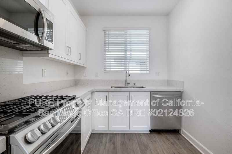 2021 Epoca Way - Photo 4 of 22