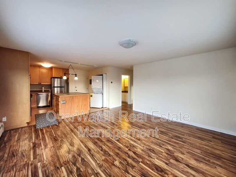 140 Eagle St #202 - Photo 5 of 9