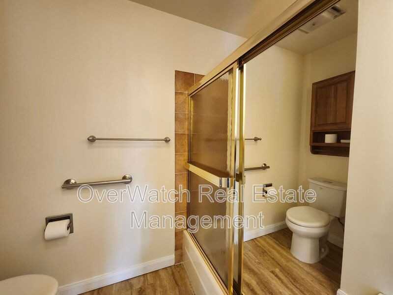 140 Eagle St #202 - Photo 7 of 9