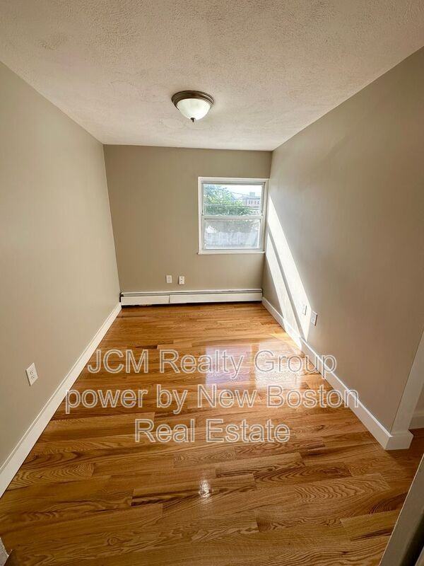 108 Franklin Street - Photo 7 of 28