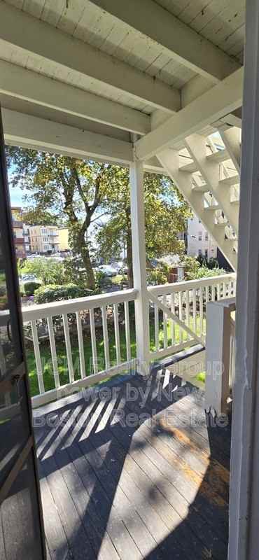 95 Willowwood Street #6-3rdFL - Photo 5 of 35