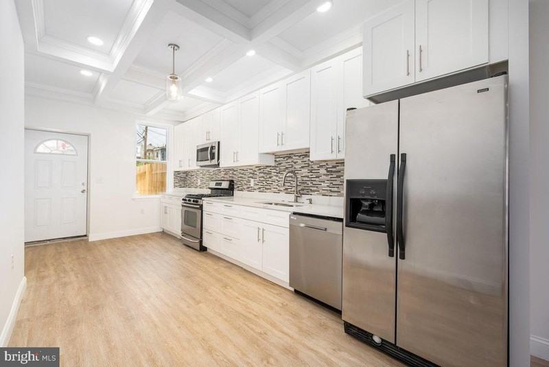 71X Dolphin St - Photo 4 of 26