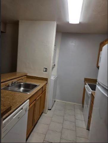 9109 Village Glen Drive ##164 - Photo 2 of 10