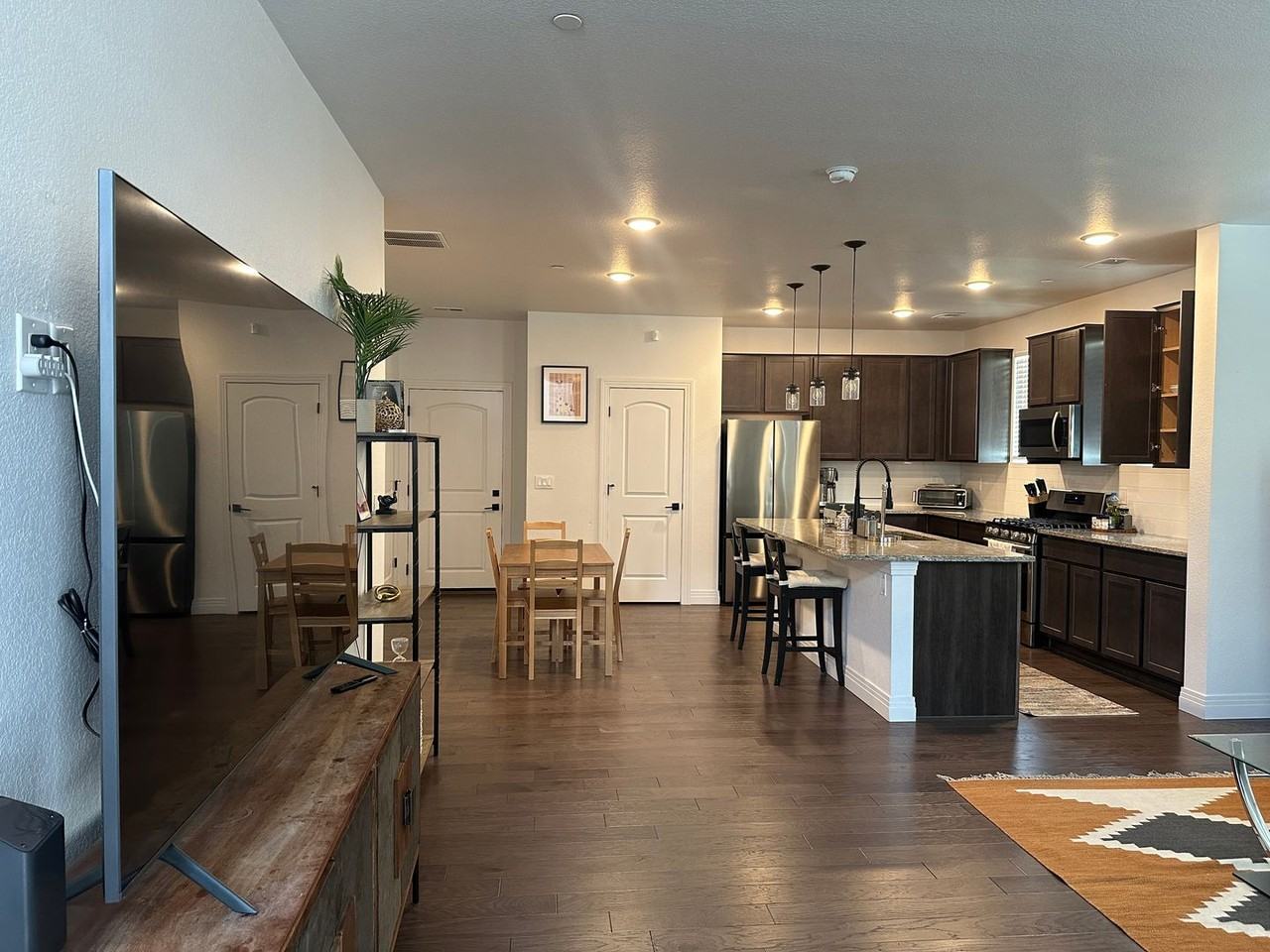 1803 Spring Water Point - Photo 5 of 19