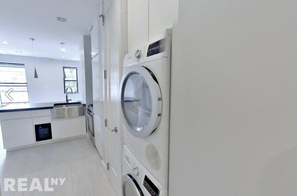 Stanton Street #5ES - Photo 3 of 4