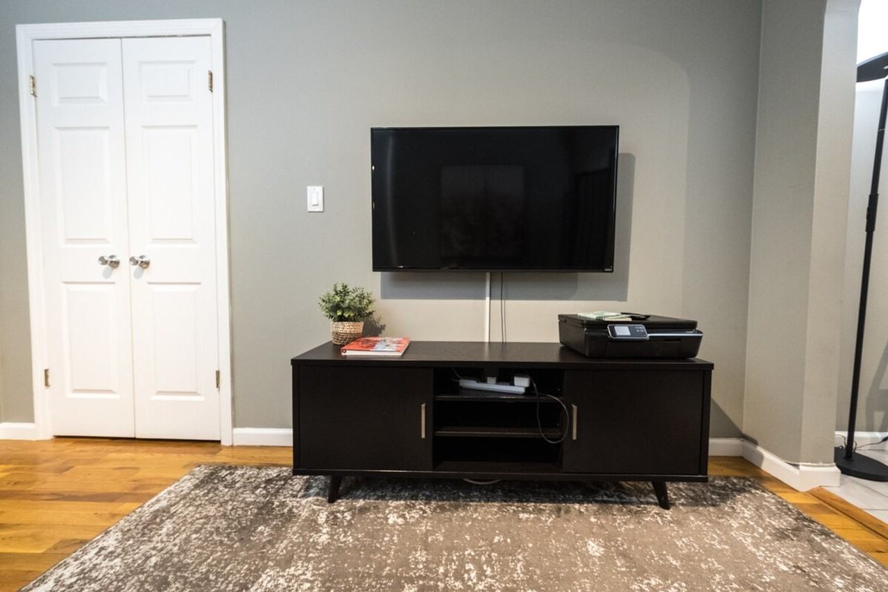 305 E 104th St #1031984P - Photo 3 of 31