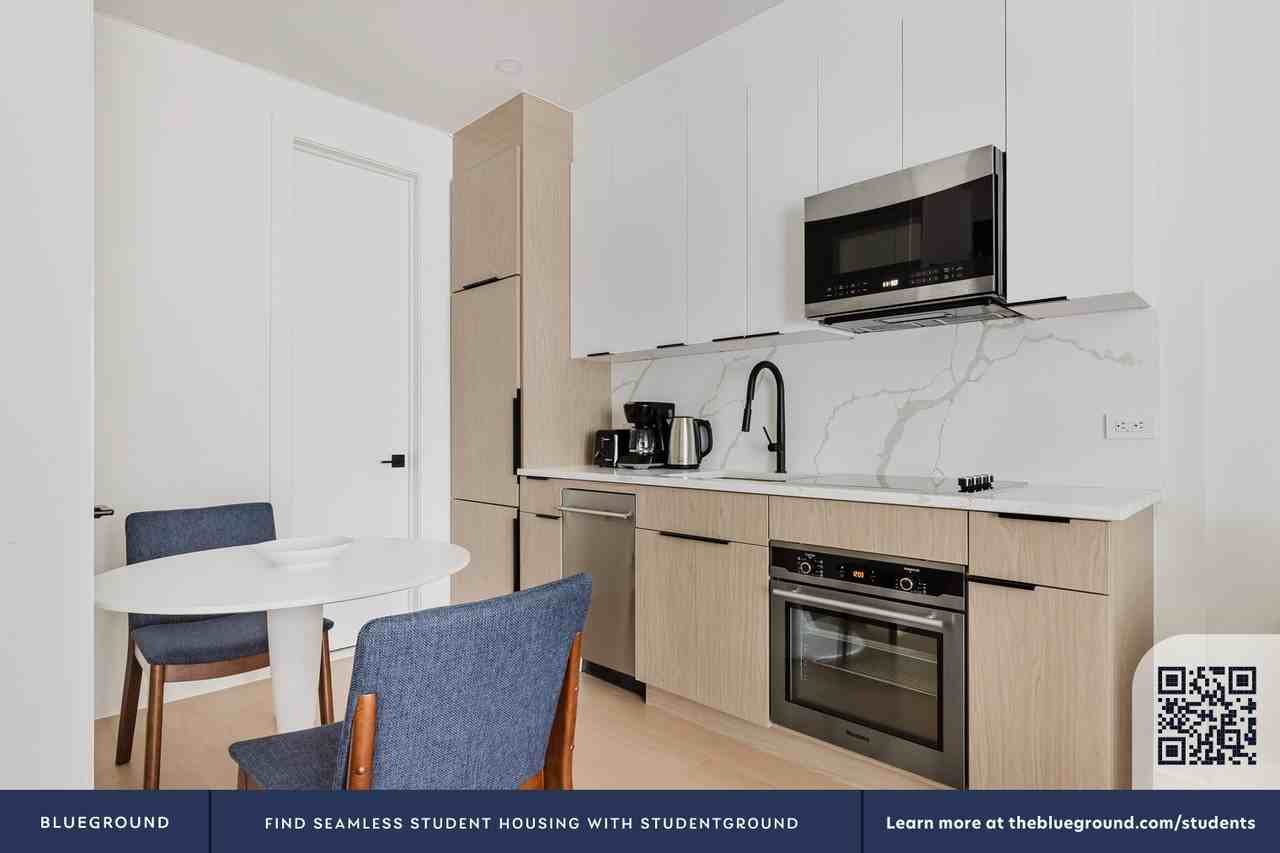 333 East 52nd Street #2177 - Photo 7 of 21