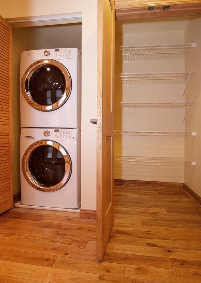 3247 S Emerald - Photo 3 of 9