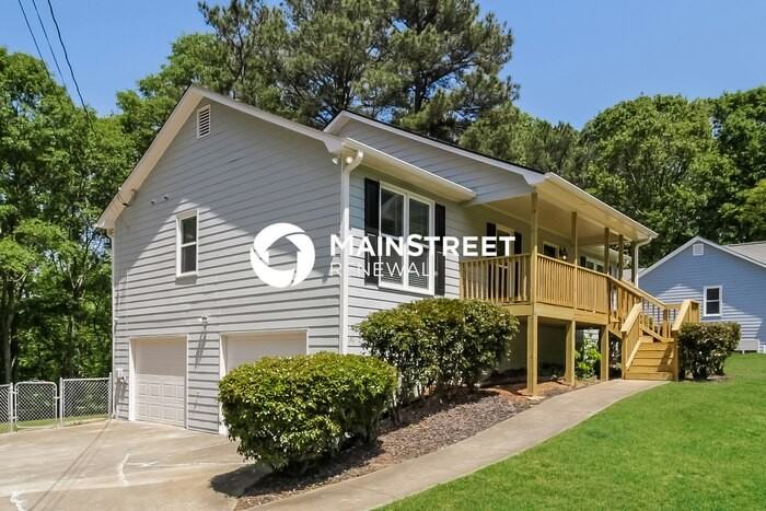 333 Oak Landing Cir - Photo 2 of 17