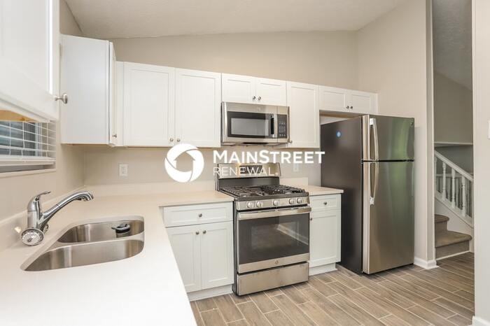 819 Martin Rd - Photo 5 of 19