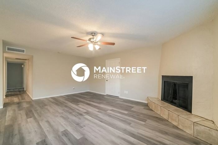 4506 W Edgemont Ave - Photo 3 of 16