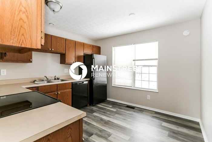 2980 Blue Moon Dr - Photo 4 of 15