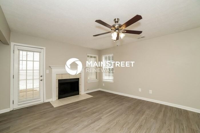 1097 Hidden Brook Trl - Photo 4 of 17