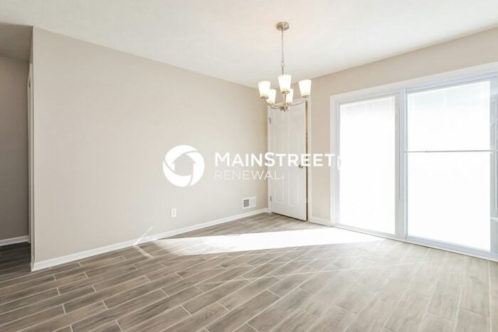 219 Deerfield Dr - Photo 6 of 16