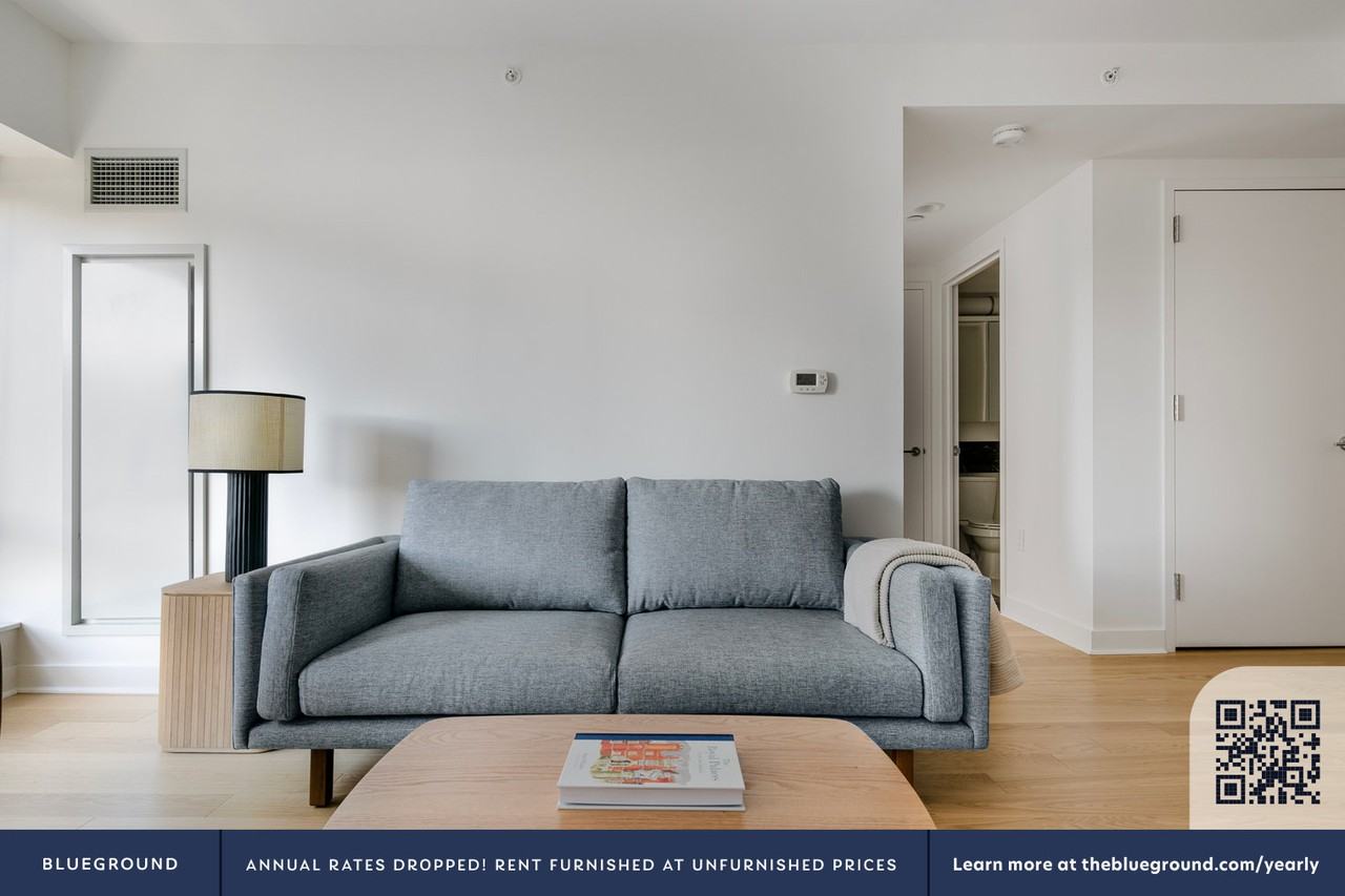 135 Clarendon Street - Photo 4 of 30