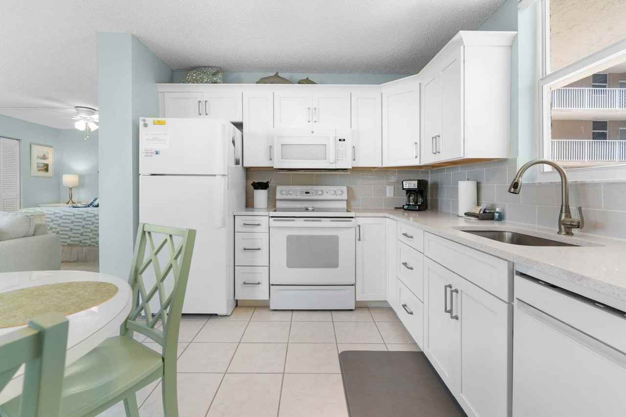 5700 Bonita Beach Road Southwest - Photo 6 of 21