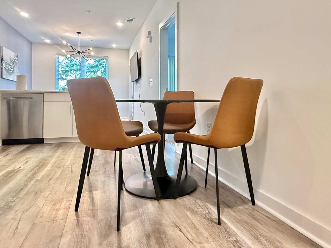 525 Parkway Dr Ne #1299408P - Photo 5 of 29